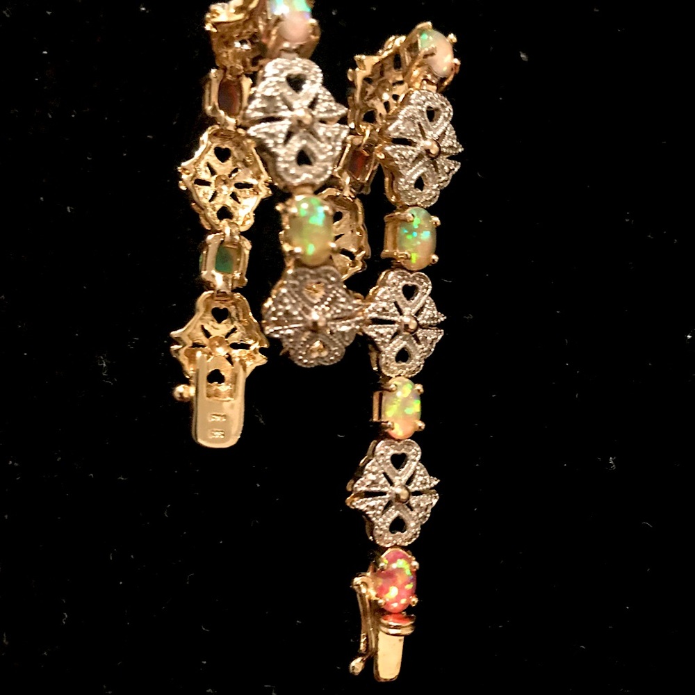 ‼️SOLD‼️925 Silver (Gold Tone) Majestic Opal